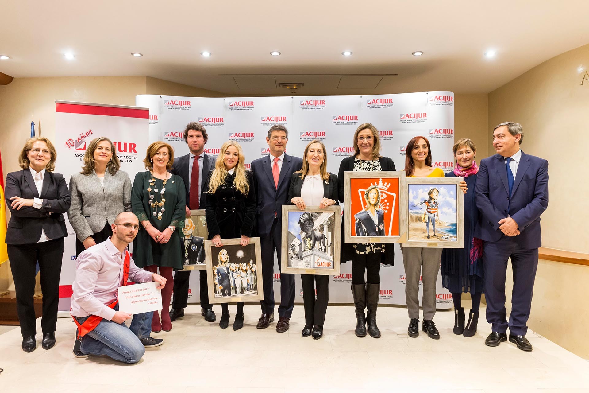 Foto Familia Premios Puñetas 2017 ACIJUR