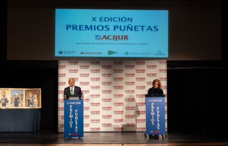 Patricia Rosety y Francisco Muro dan comienzo al acto de entrega de la X Edición de los Premios Puñetas.