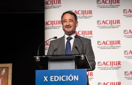 Javier Íscar, presidente de la Asociación Europea de Arbitraje, durante su intervención al recoger el premio Puñetas de Bronce.