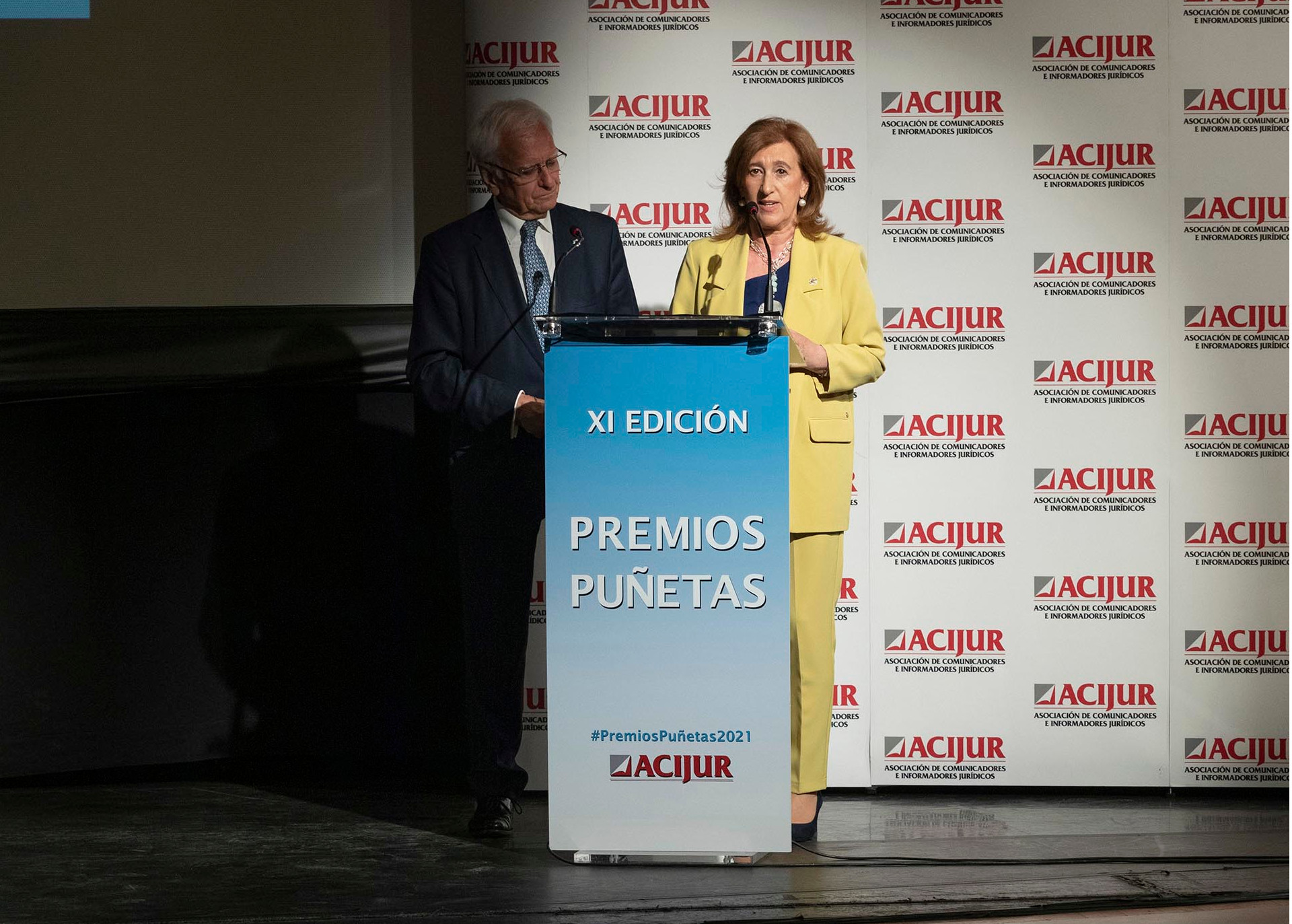 Francisco Muro y Patricia Rosety dan comienzo al acto de entrega de la XI Edición de los Premios Puñetas